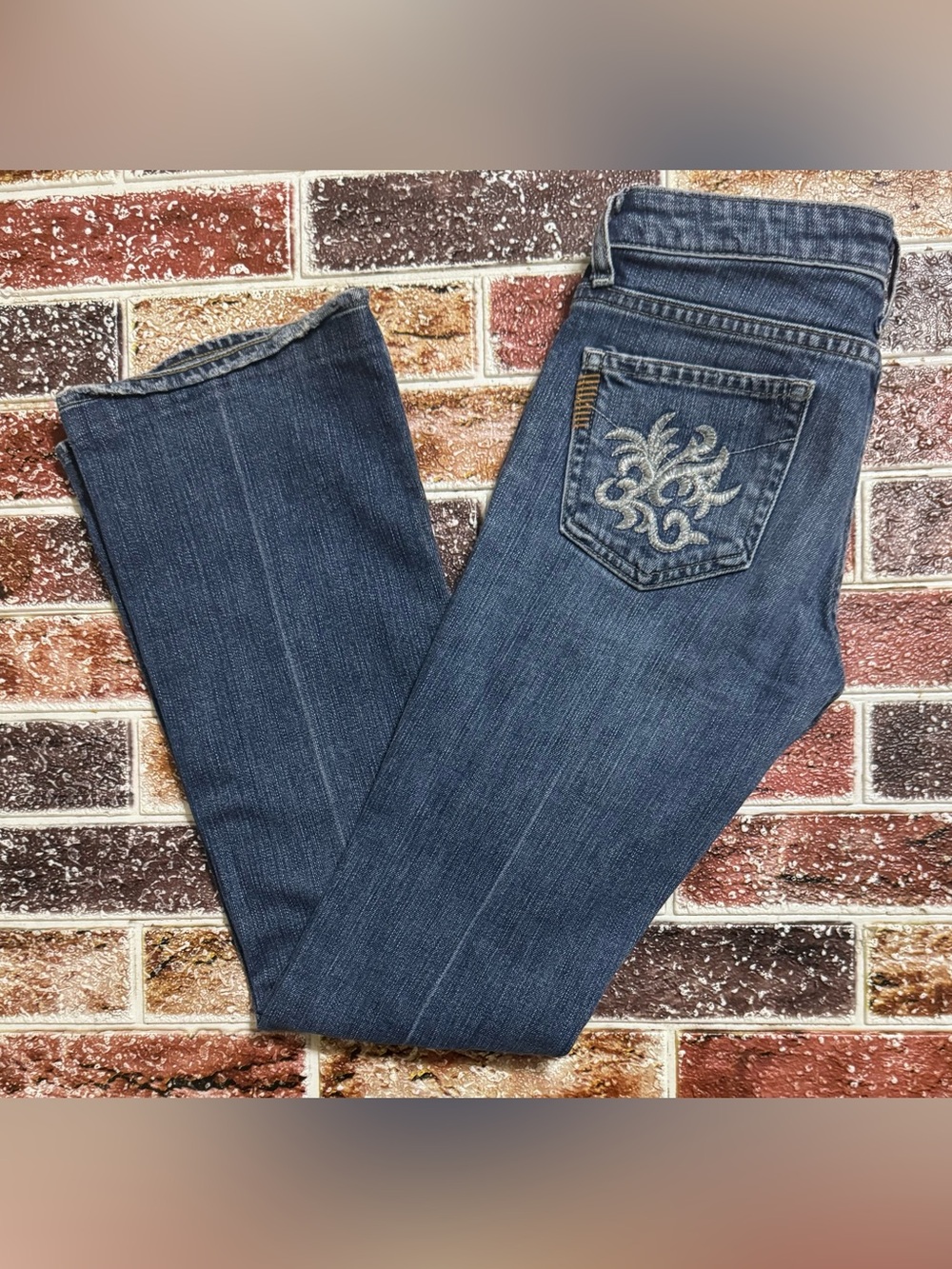 PAIGE Laurel Canyon Low Rise Boot Cut Jeans Size 27, 30” inseam